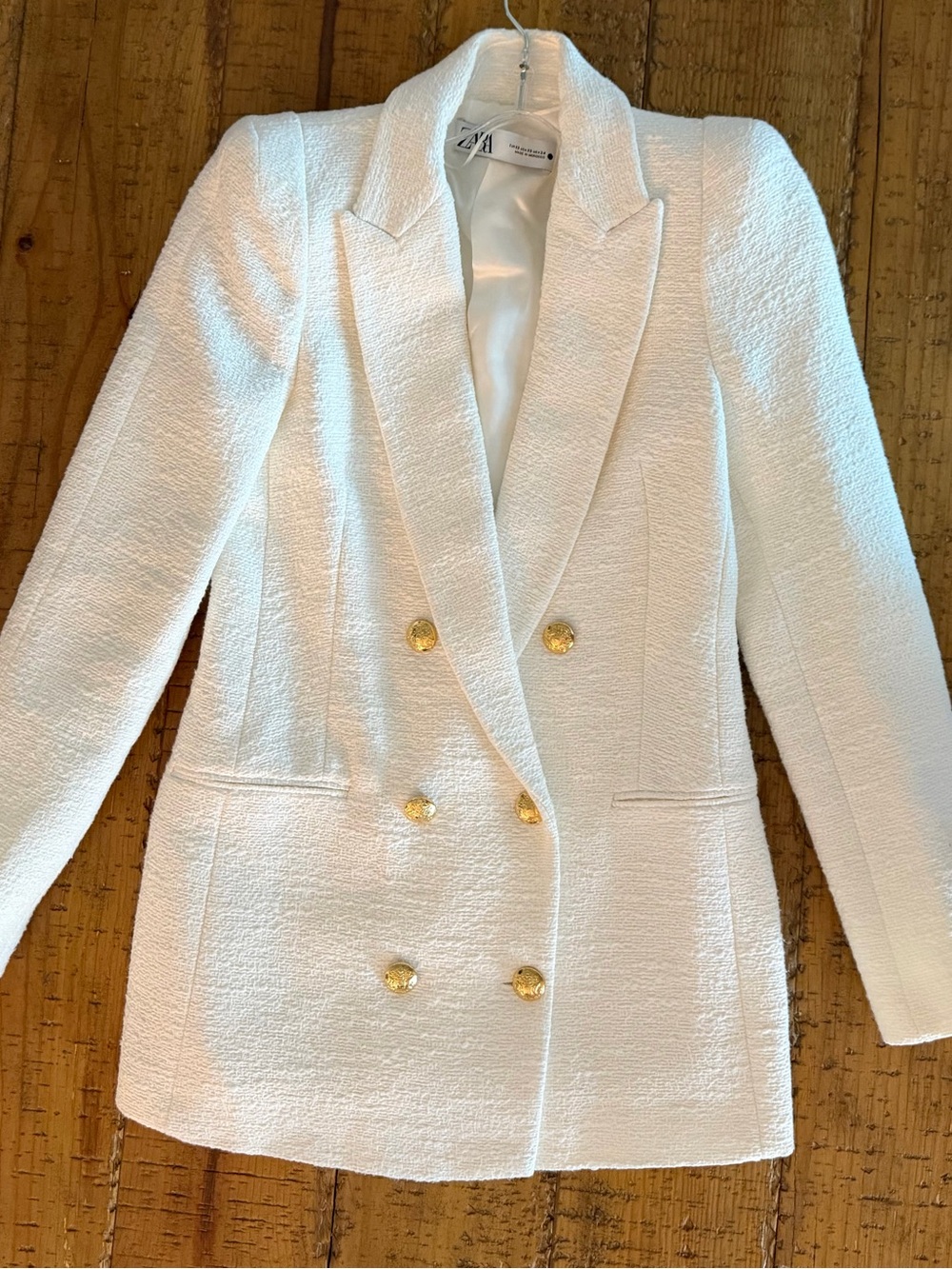 NWOT Zara Cream Double-Breasted Bouclé Blazer with Gold Buttons - Picture 3 of 5